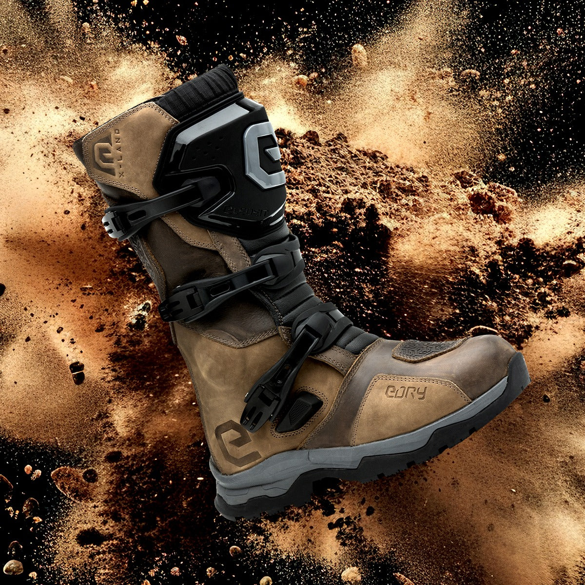 NUOVI STIVALI X LAND ADV E-DRY: L’AVVENTURA INIZIA AI TUOI PIEDI